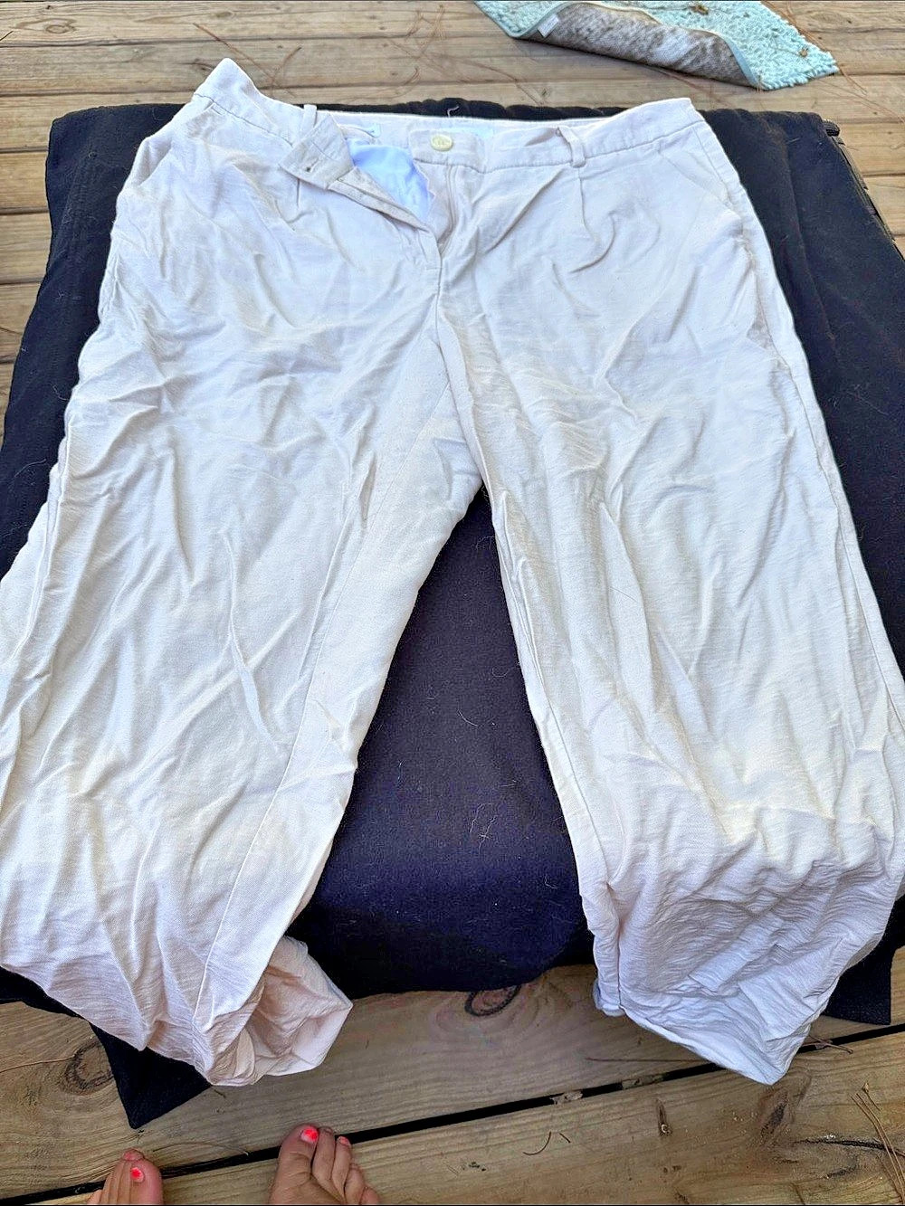 LOFT Tapered Leg Petite White Size 8P